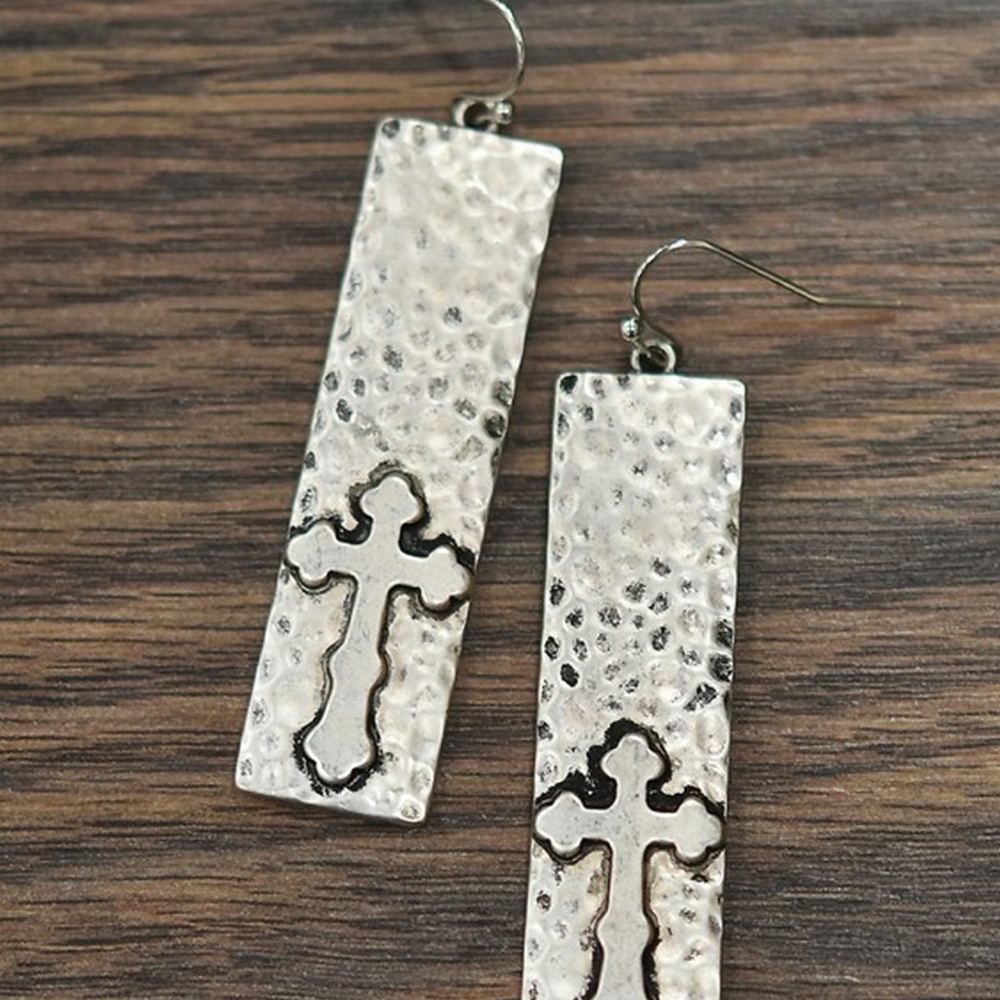 Earrings - Picture 2 of 4